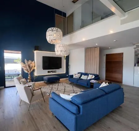 D Exception Villa *